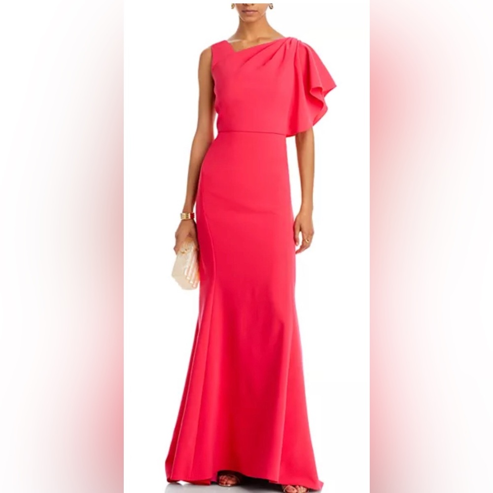 Amsale
Asymmetric Fit and Flare Gown